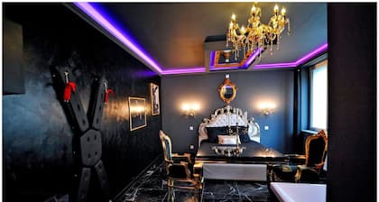 La suite Majestueuse/Private XXL spa/Croix de st André/Luminous ambience/Luxury