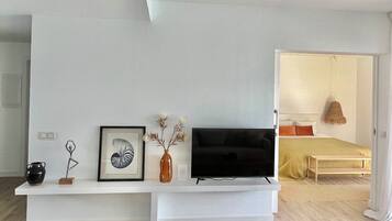1 chambre, fer et planche Ă  repasser, Wi-Fi gratuit, draps fournis