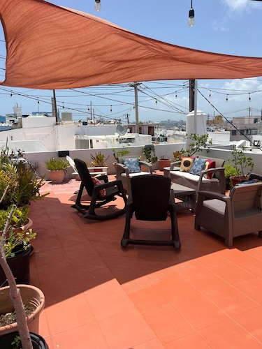CASA SOL & LUNA - 5 Room Spanish Mansion with Rooftop - Sleeps up to 10 Guests
