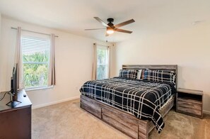 3 chambres, fer et planche à repasser, Wi-Fi, draps fournis