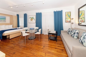 Comfort Studio | Living area