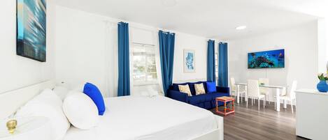 Comfort Studio | In-room safe, free WiFi