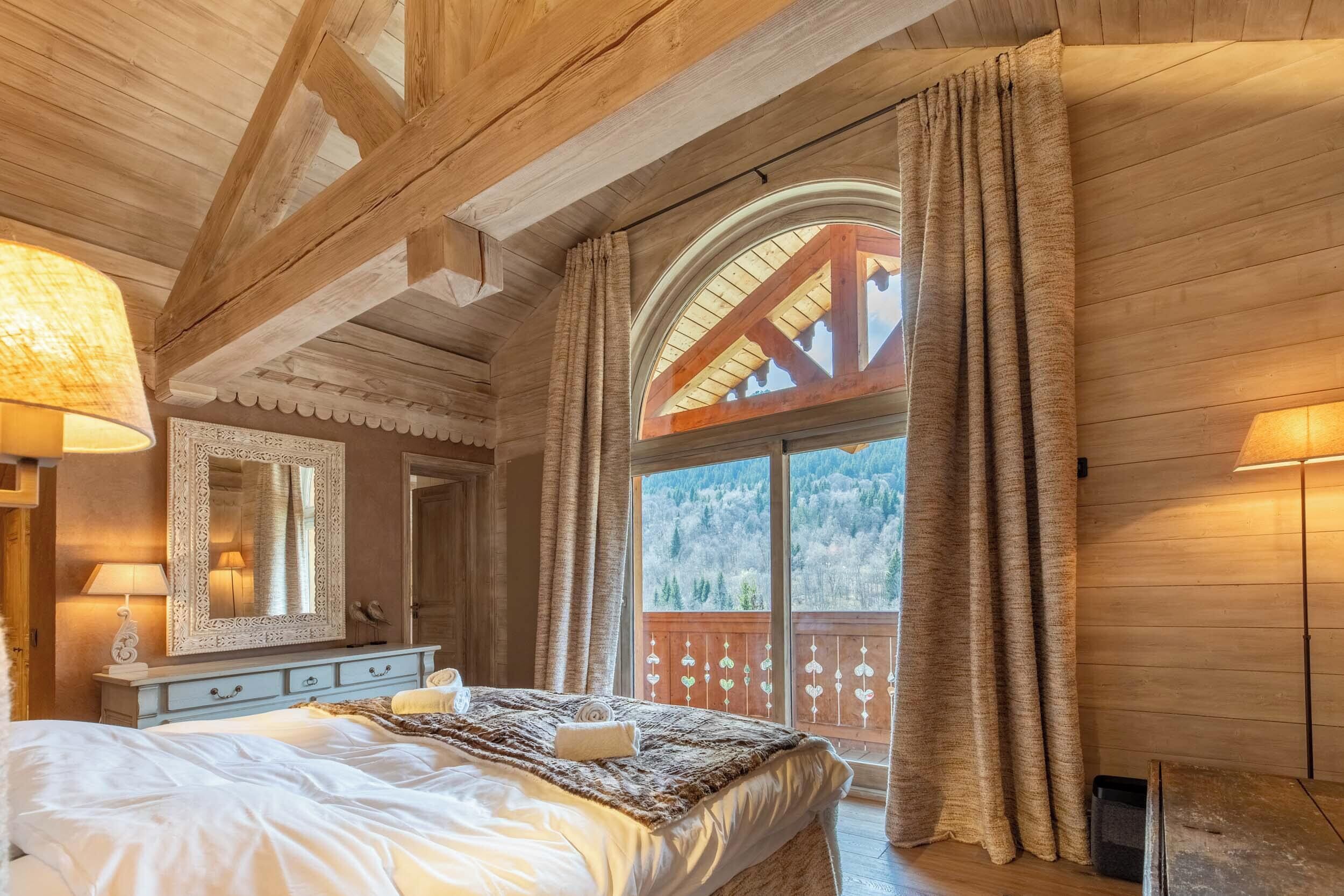 6 slaapkamers, wifi, beddengoed