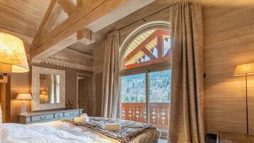 6 slaapkamers, wifi, beddengoed