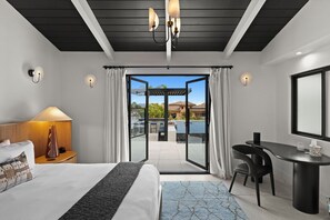 4 chambres, fer et planche à repasser, Wi-Fi gratuit, draps fournis
