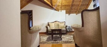 Emily Cottage House in Gjirokaster 🇦🇱