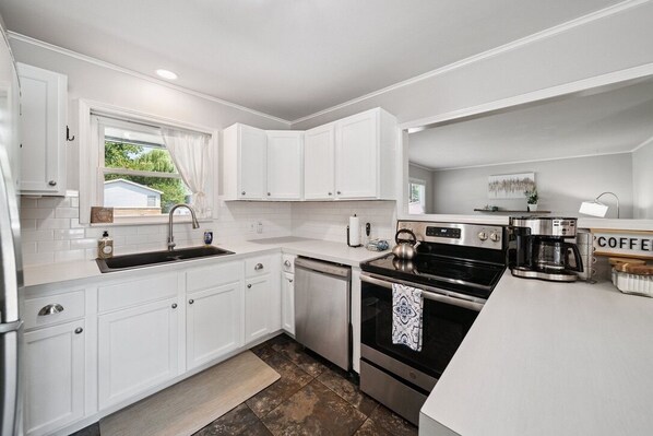 Microwave, oven, stovetop, dishwasher