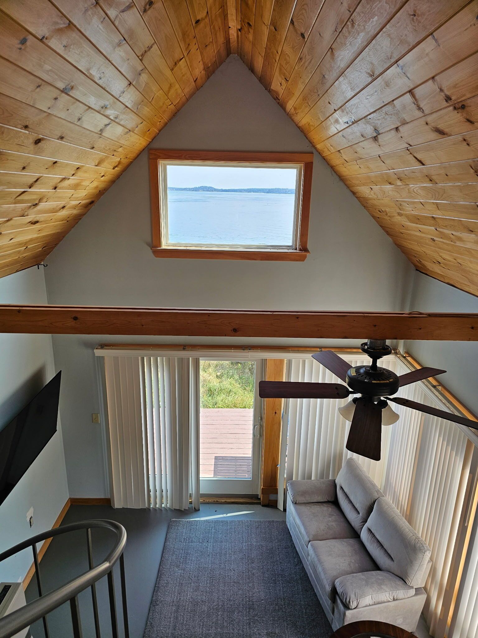 Waterfront Retreat With Loft & Harbor Views In Historic Eastport, Maine - Eastport, ME