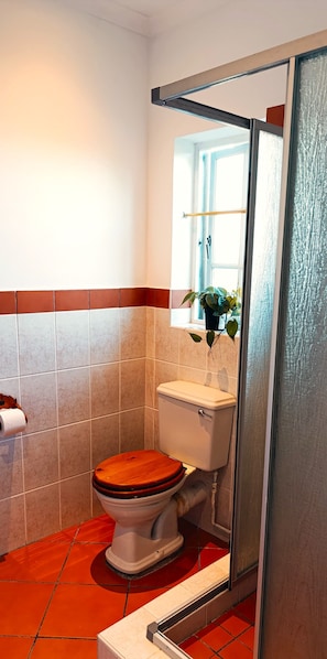 Comfort Double or Twin Room, Balcony, Bay View | Bathroom | Shower, towels, soap, toilet paper