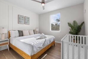 1 bedroom, desk, iron/ironing board, WiFi