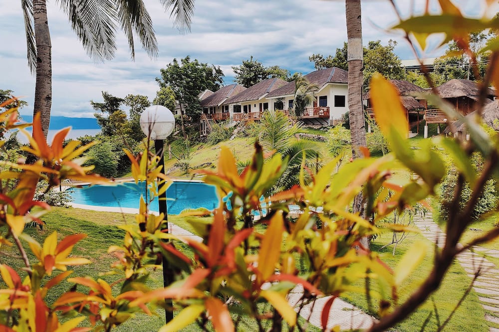 Cuestas Beach Resort & Restaurant