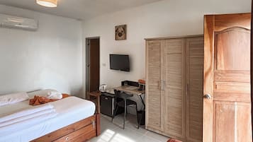 Dobbeltrom, balkong, sjøutsikt | Wi-fi (inkludert)