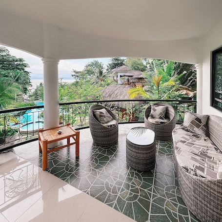 Deluxe Bungalow, Balcony, Partial Sea View | Terrace/patio
