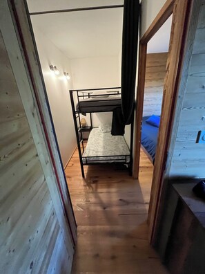 3 bedrooms, WiFi