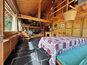 Dining - Authentic Meribel Family Chalet on the Ski Slopes (Les Allues)