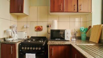 Deluxe Apartment, Balcony | Dapur peribadi