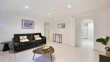 Apartment | Living area