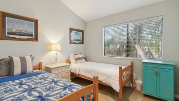 3 bedrooms, WiFi, bed sheets