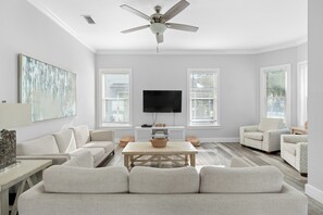 Smart TV, videojuegos y libros 