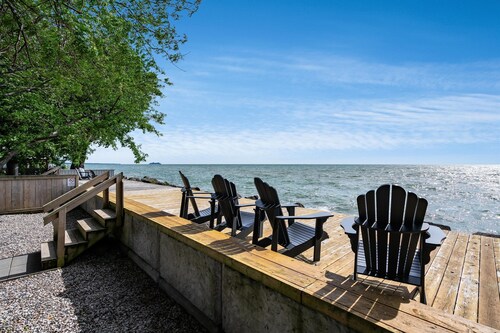 Point Pelee Waterfront | Firepit & Lake Views