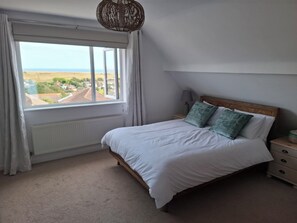 4 chambres, fer et planche à repasser, Wi-Fi gratuit, draps fournis