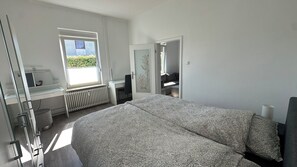2 Schlafzimmer, Bügeleisen/Bügelbrett, WLAN, Bettwäsche