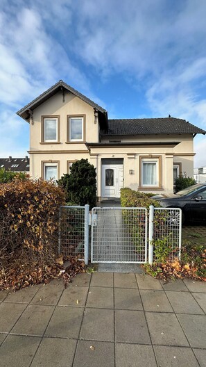 Exterior - "Die Hanse Stube" 3 room apartment with terrace, comfortable & central in Lübeck (Lübeck)