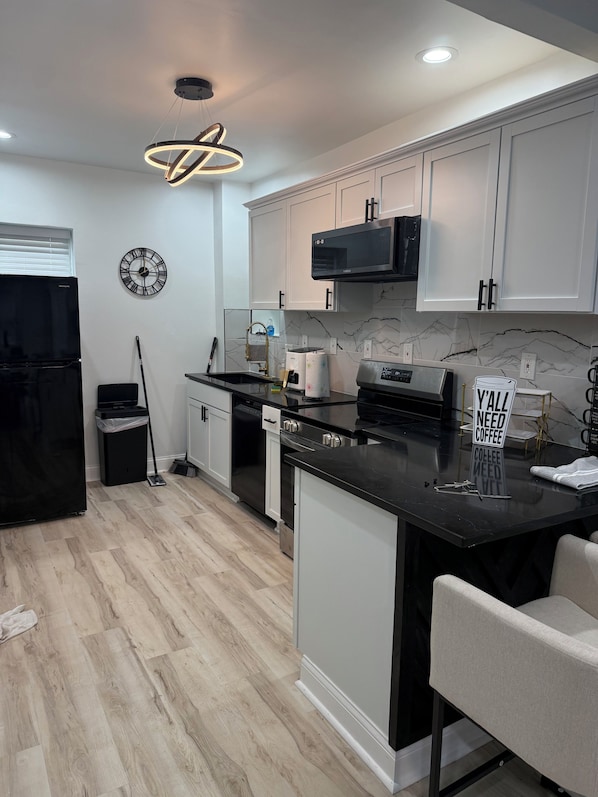 Microwave, oven, stovetop, dishwasher