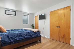 1 quarto, ferros/tábuas de passar roupa, acesso à internet