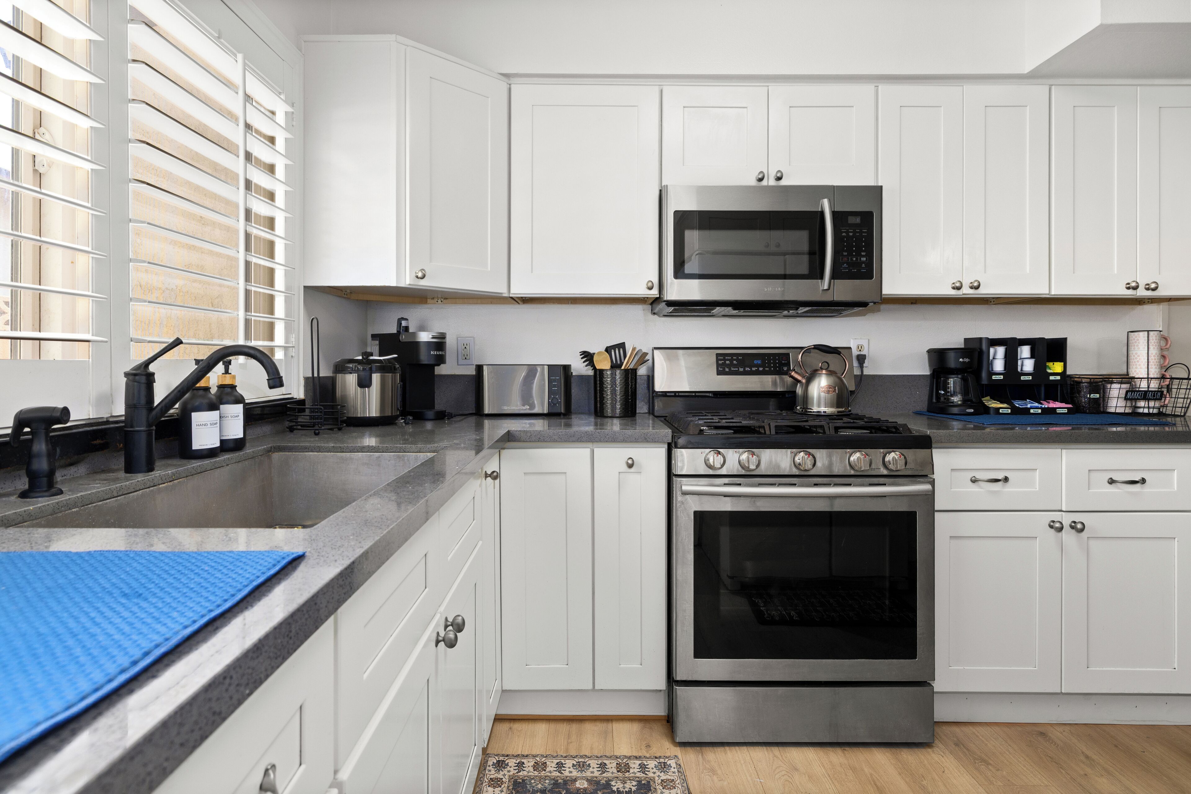 Refrigerador y microondas 