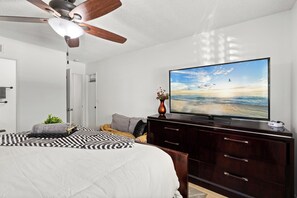 4 habitaciones, tabla de planchar con plancha, internet y ropa de cama 