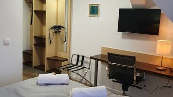 Habitación doble | Wifi gratis y ropa de cama