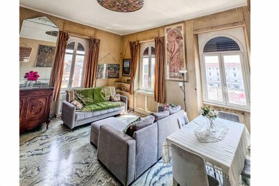 Perfectly located in the heart of Rome, transportation right outside your door