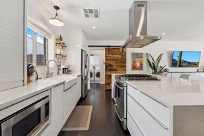 Microwave, oven, stovetop, dishwasher
