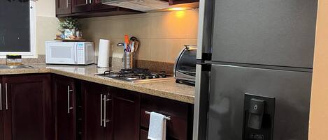 Microwave, stovetop