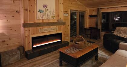 Tranquil Woodland Cottage nestled in peaceful surroundings..nature's serenity.