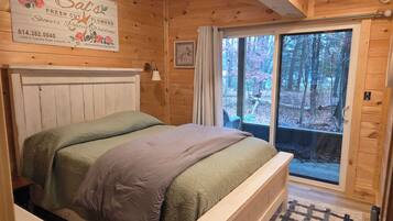 2 soverom, skrivebord, wi-fi (inkludert) og sengetøy