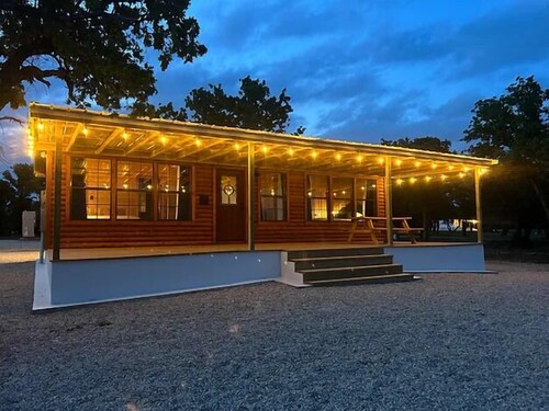 The Bass Hall Casita on Hubbard Shores