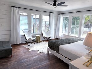 4 habitaciones, tabla de planchar con plancha, wifi y ropa de cama