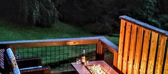 Cozy, unique arts and crafts loft located in the WNC mountains in Black Mtn, NC