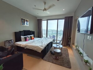 1 bedroom, iron/ironing board, WiFi, bed sheets