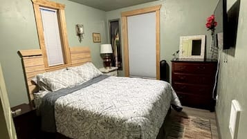 2 chambres, fer et planche à repasser, Wi-Fi, literie fournie