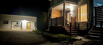 Vue fleuve 180, sentiers en montagnes (motoneige, ski de fonds, randonnées)