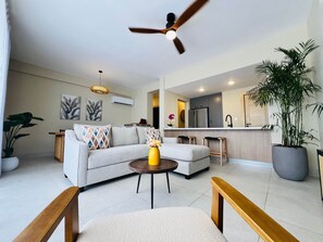 TV - Luxury and comfortable 2BR Apt. in PC Village (Punta Cana)