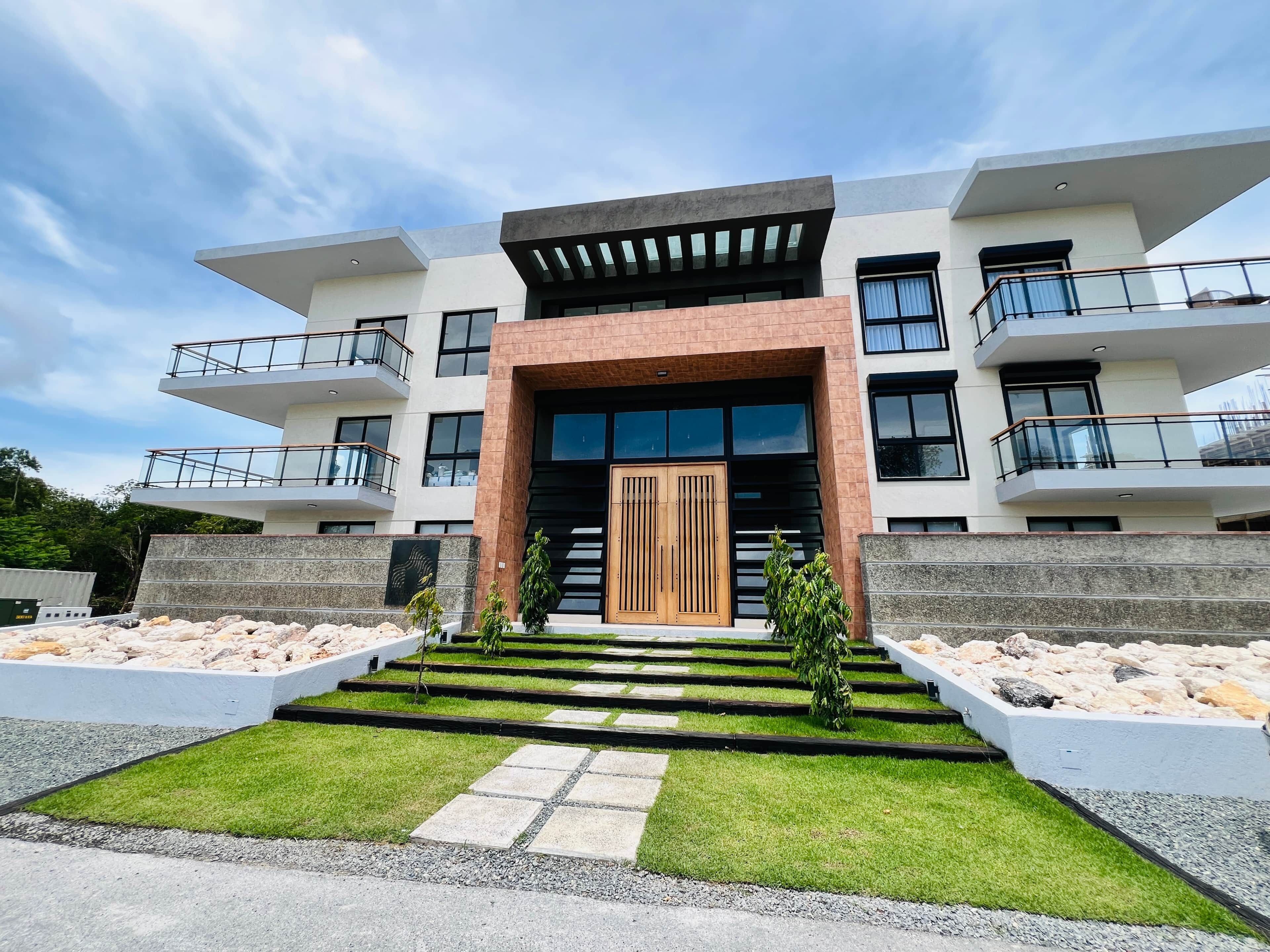 Exterior. Luxury and comfortable 2BR Apt. in PC Village