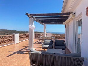 Outdoor dining - Penthouse with exceptionel sea, mountain and golf view over Miraflores golf (AN)