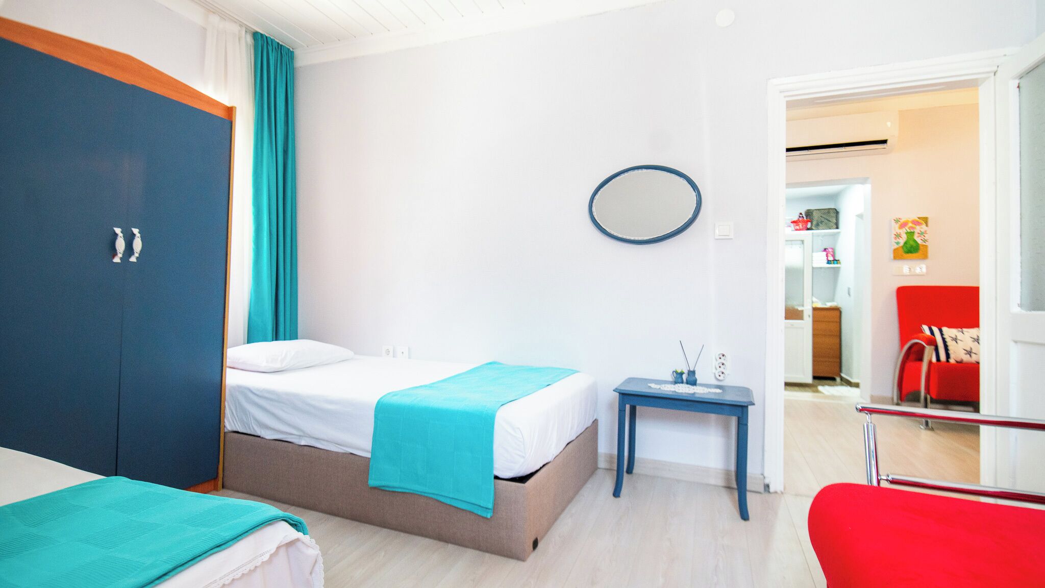 Comfort Apartment, Air conditioning, City View | Premium bedding, blackout drapes, iron/ironing board, WiFi (free)