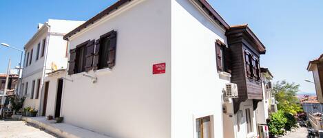 واجهة المنشأة