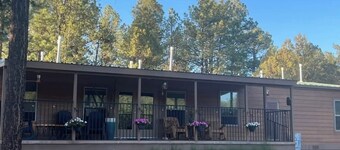 Perfect 8-bedroom cabin in Mayhill
@ Sacramento Mountain Retreat