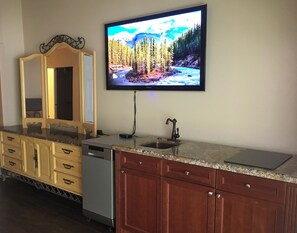 Interior - Furnished Luxury Studio -Weston Style -Move in with Suitcase -7 Months min -FLL (Sunrise)